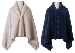 Cape 75 x 150 cm polyester faux fur with 4 button